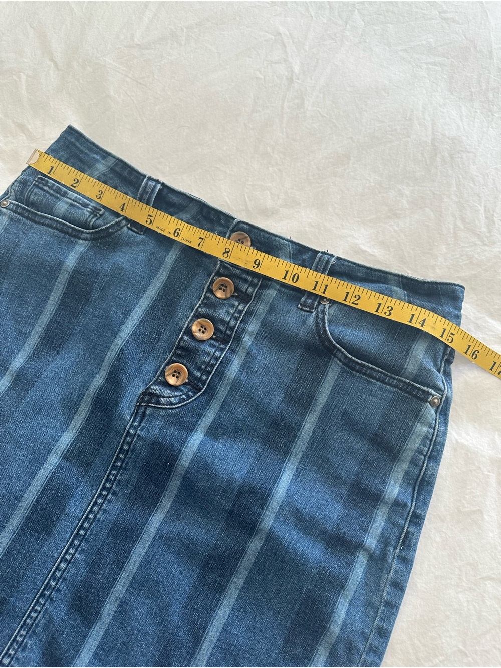 Velvet Heart Blue Striped Button-Front Denim Skirt, size 29 - Picture 10 of 12